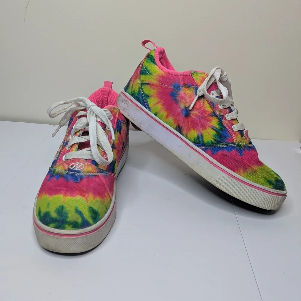 Heelys Tie Dye Sneaker 6 Youth